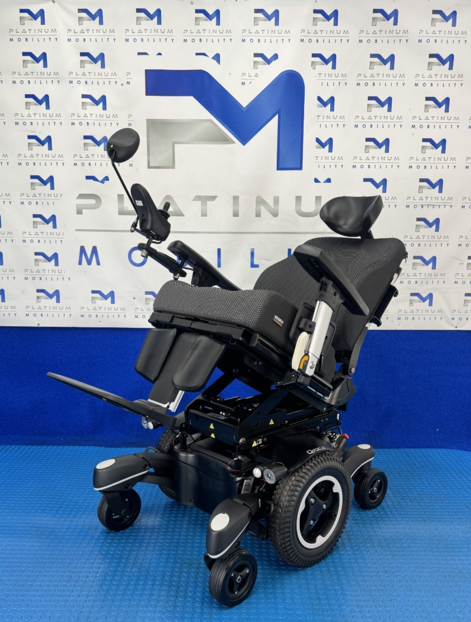 Sunrise Quickie Q700 M Powerchair – 6mph Riser Tilt Electric Wheelchair 2359