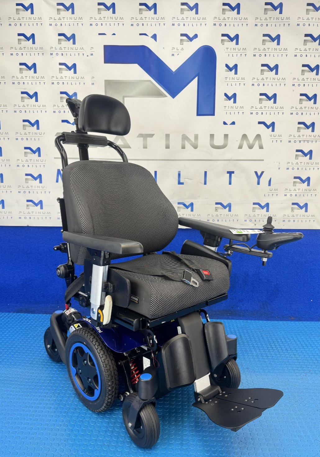 Sunrise Quickie Q300M Powerchair 4 mph Riser, Tilt Electric Wheelchair 2377
