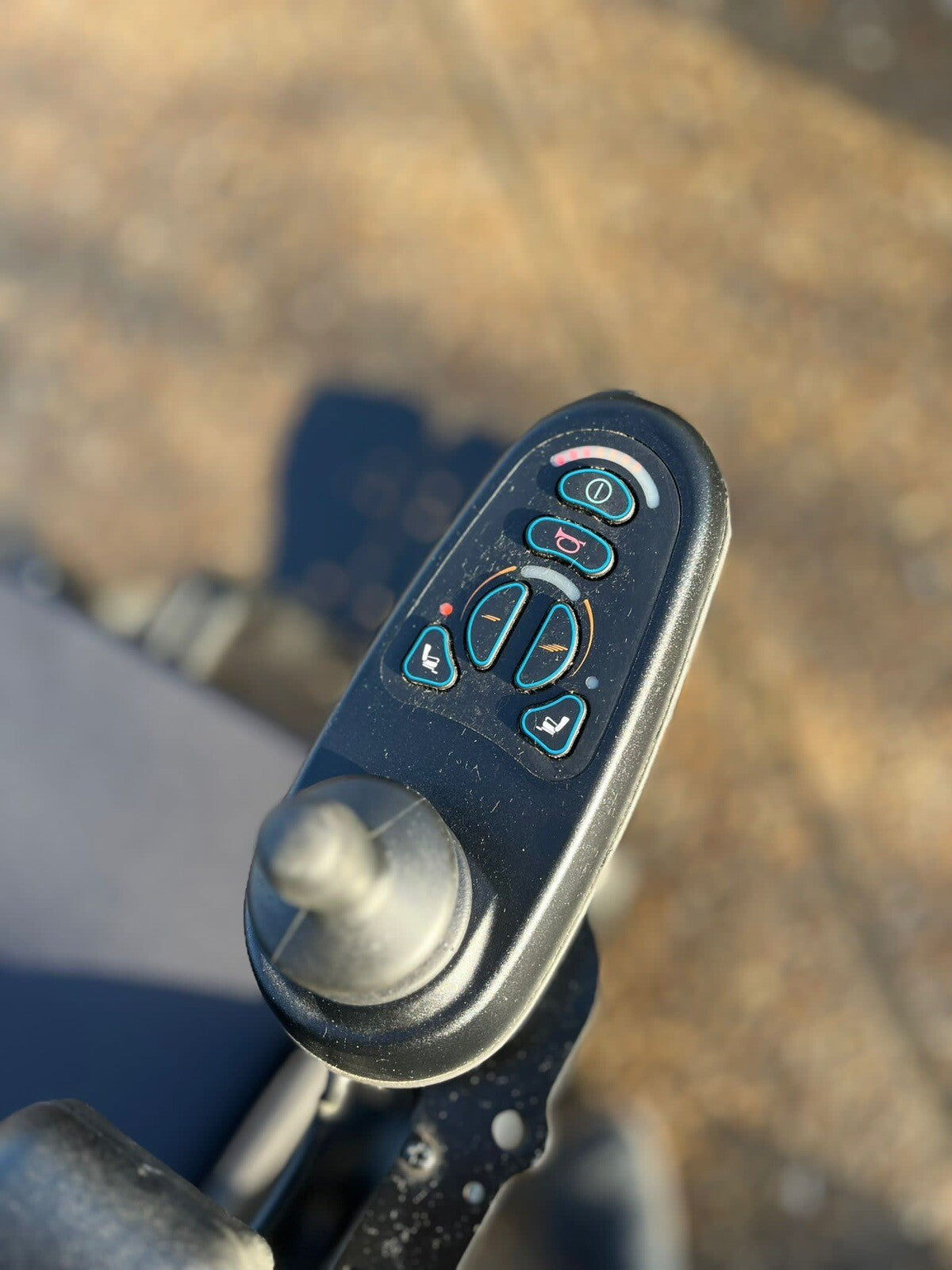 QUICKIE SALSA M2 ELECTRIC MOBILITY WHEELCHAIR POWERCHAIR SCOOTER CHAIR TILT