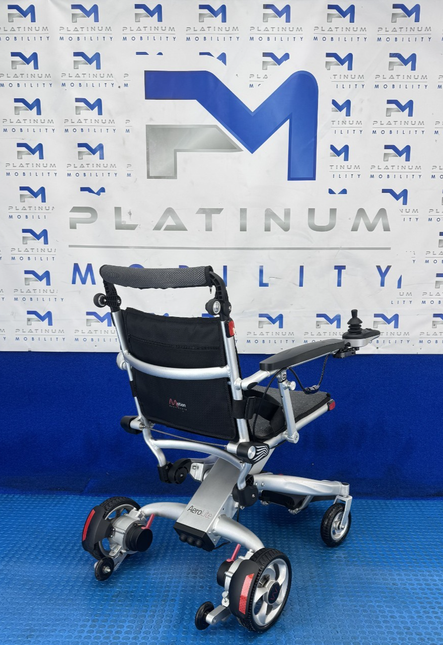 Motion Healthcare Trekker Aerolite ELECTRIC WHEELCHAIR POWERCHAIR 4MPH 2572