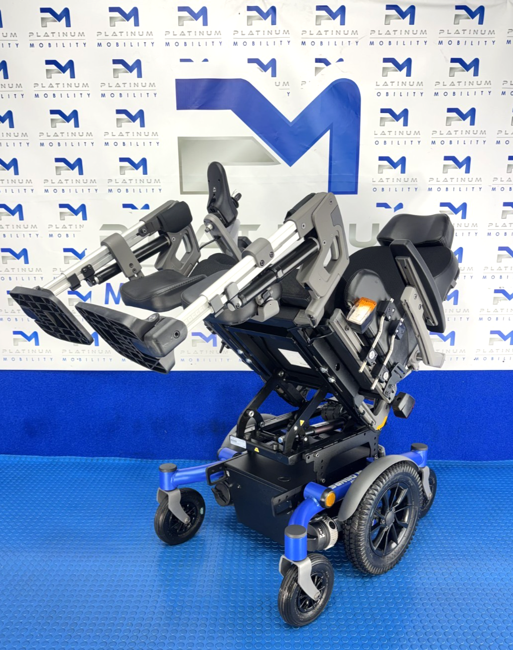 DIETZ SANGO ADVANCED M 6 MPH ELECTRIC POWERCHAIR Tilt, Electric Legs No VAT 4101