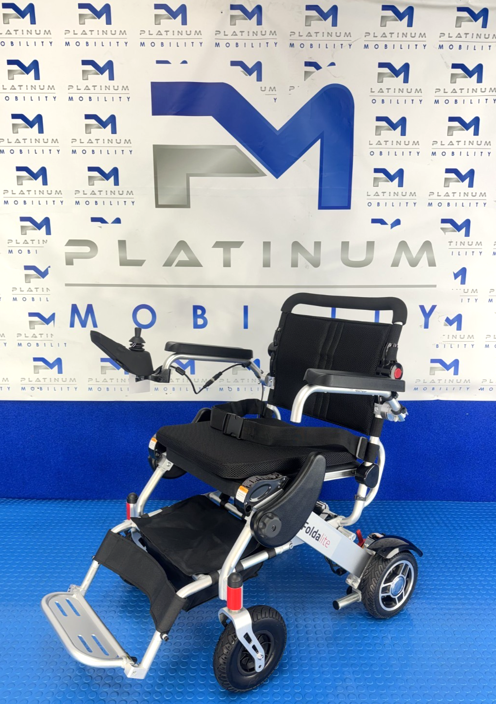 Motion Foldalite Folding Wheelchair 4Mph New Open Box 2721