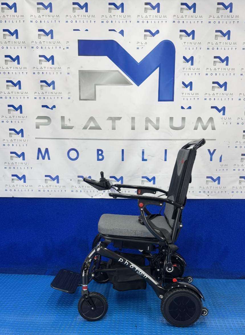Motion Photon Powerchair Carbon Fibre Ultra Lightweight Powerchair 15.8kg 2558