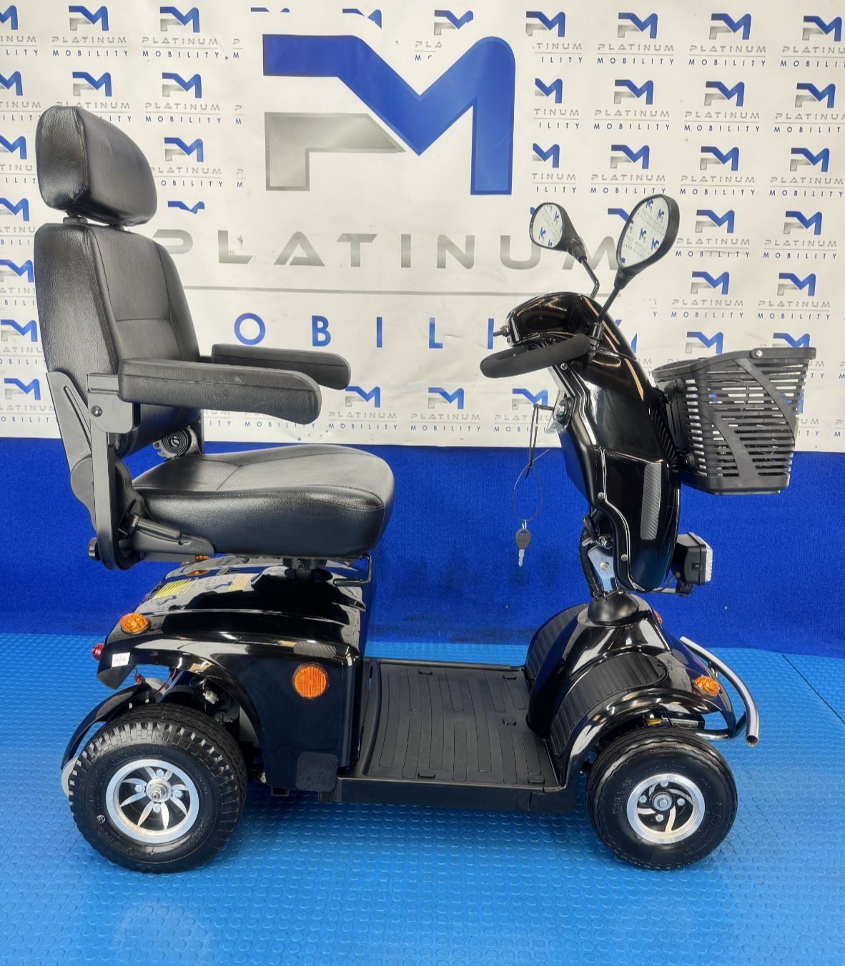 Freerider Mayfair 8 Deluxe Mobility Compact Road Scooter 8Mph New Batteries 2290