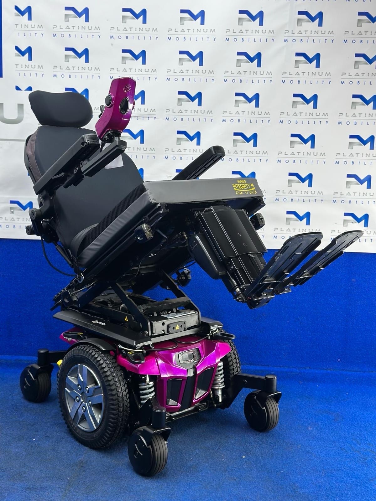 PRIDE QUANTUM Q6 EDGE 2.0 i-LEVEL 6 MPH ELECTRIC MOBILITY POWERCHAIR 1137