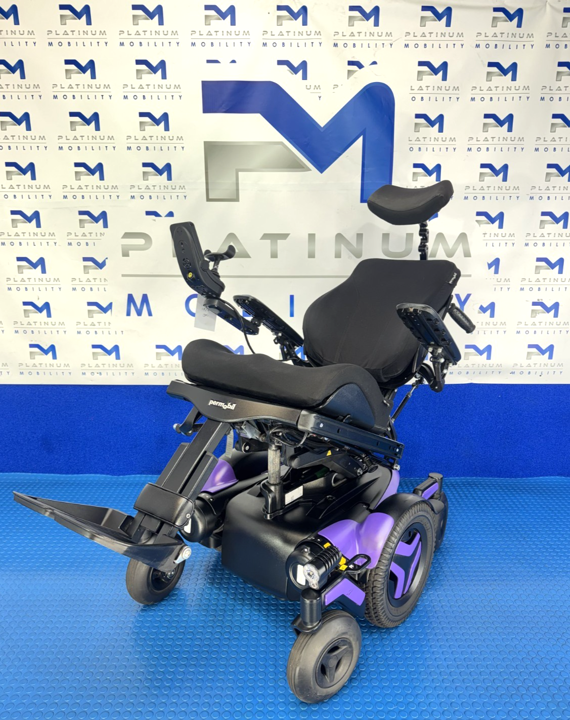 Permobil M5 Corpus 6 mph Electric Rise, Tilt Powerchair Mobility 4074