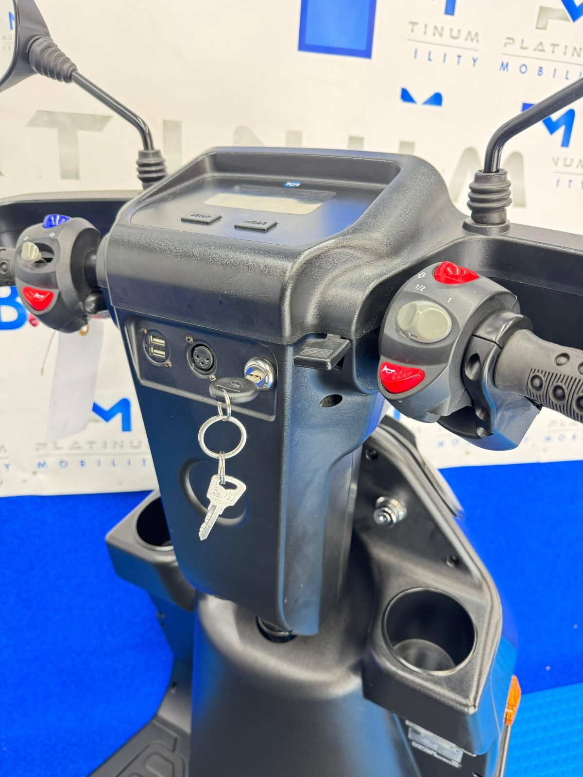 2022 TGA Breeze S3 8MPH LARGE Mobility Scooter All Terrain *1990