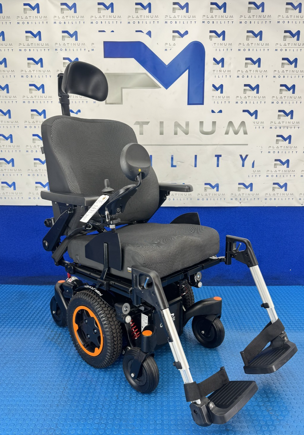 Sunrise Quickie Q300M Powerchair 6 mph Riser, Tilt Electric Wheelchair 2793
