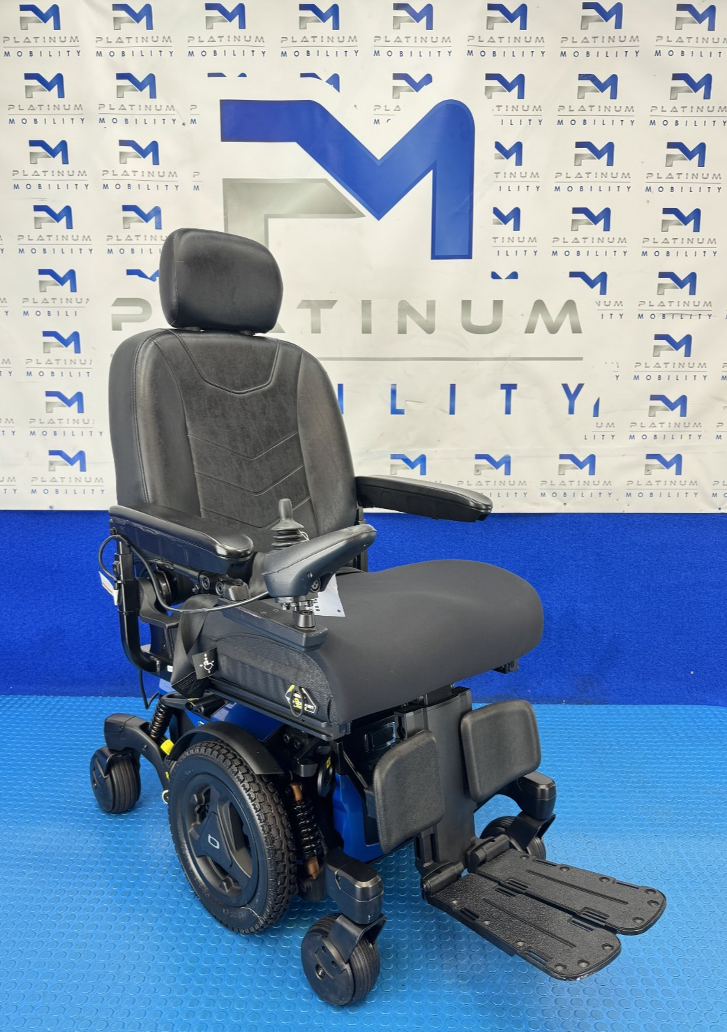 Quantum Edge 3 Stretto Powerchair – 6mph Electric Wheelchair Narrow 1248