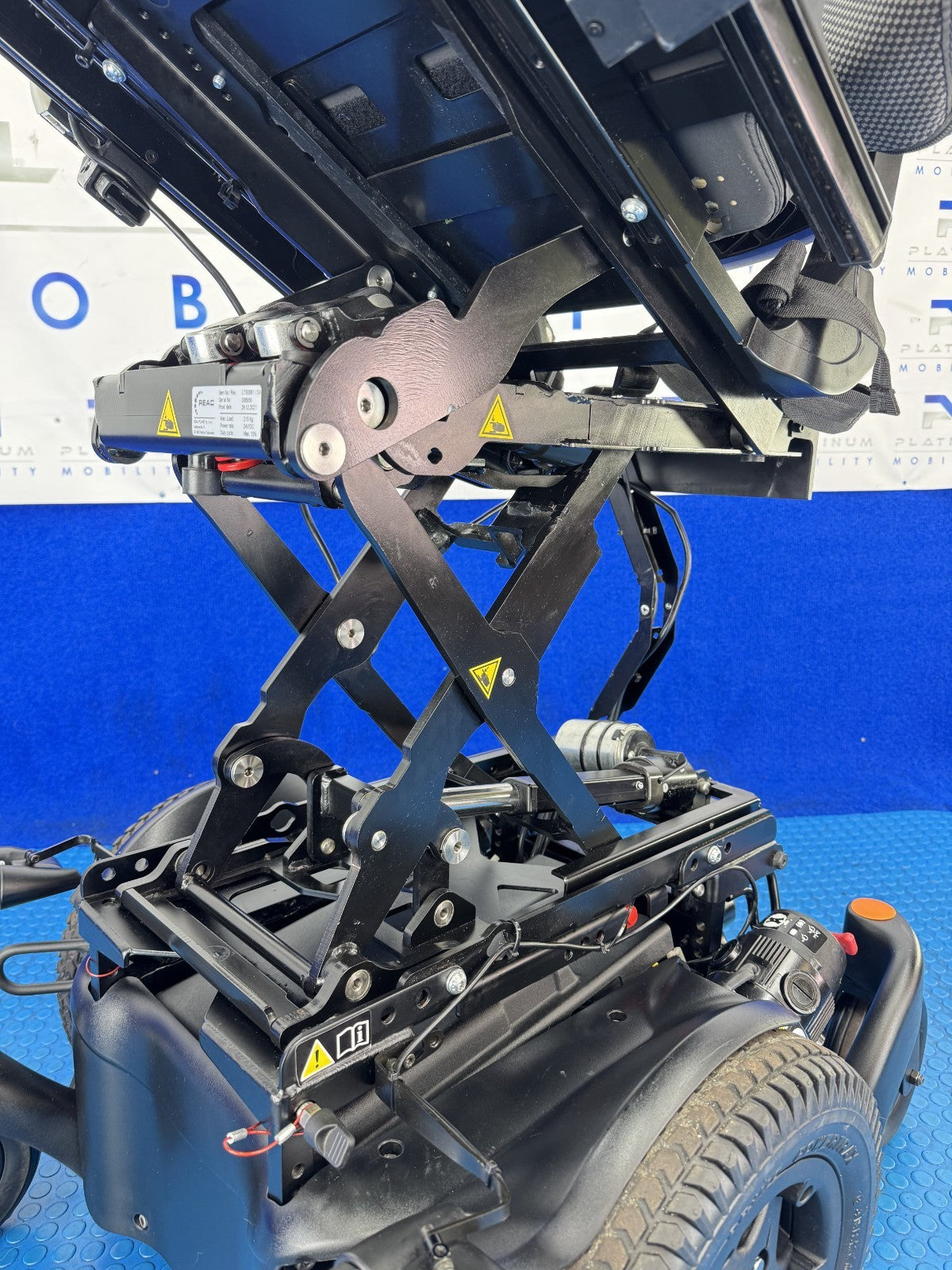 Sunrise Quickie Q500 M Powerchair – 6mph Tilt And Riser Electric Wheelchair 2162