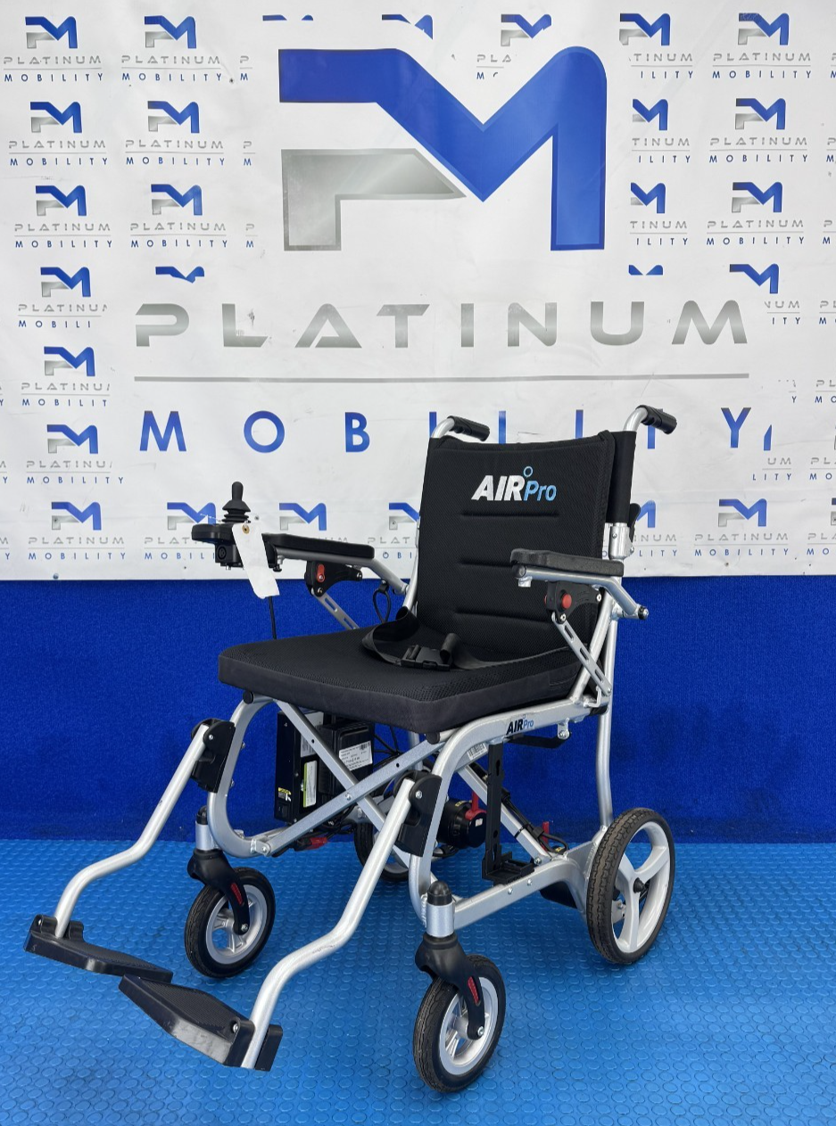 2025 MONARCH AIR PRO LIGHTWEIGHT FOLDING POWERCHAIR 12.5KG TRAVEL 2211