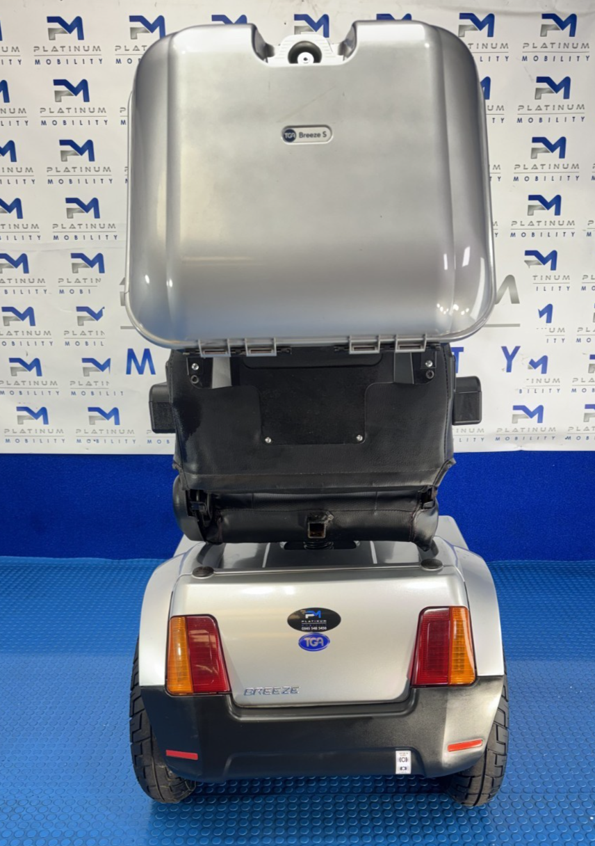 TGA Breeze S3 8MPH LARGE Mobility Scooter All Terrain 1989
