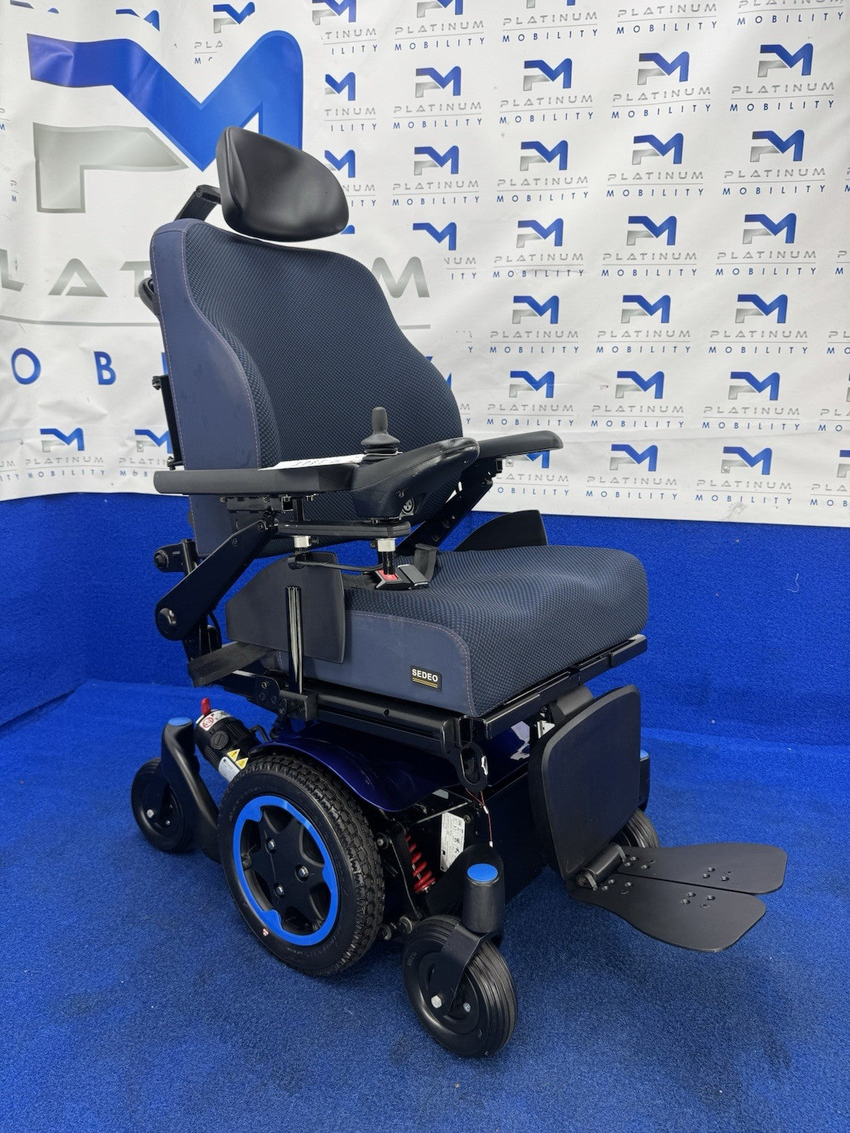 Quickie Q300 M Mini Powerchair 4 mph Riser Electric Wheelchair by Sunrise (1374)