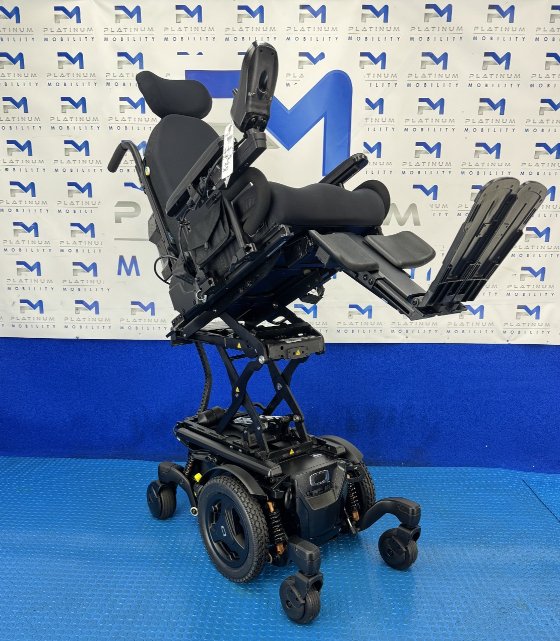 PRIDE QUANTUM EDGE 3 STRETTO 6MPH ELECTRIC POWER WHEELCHAIR POWERCHAIR 2771