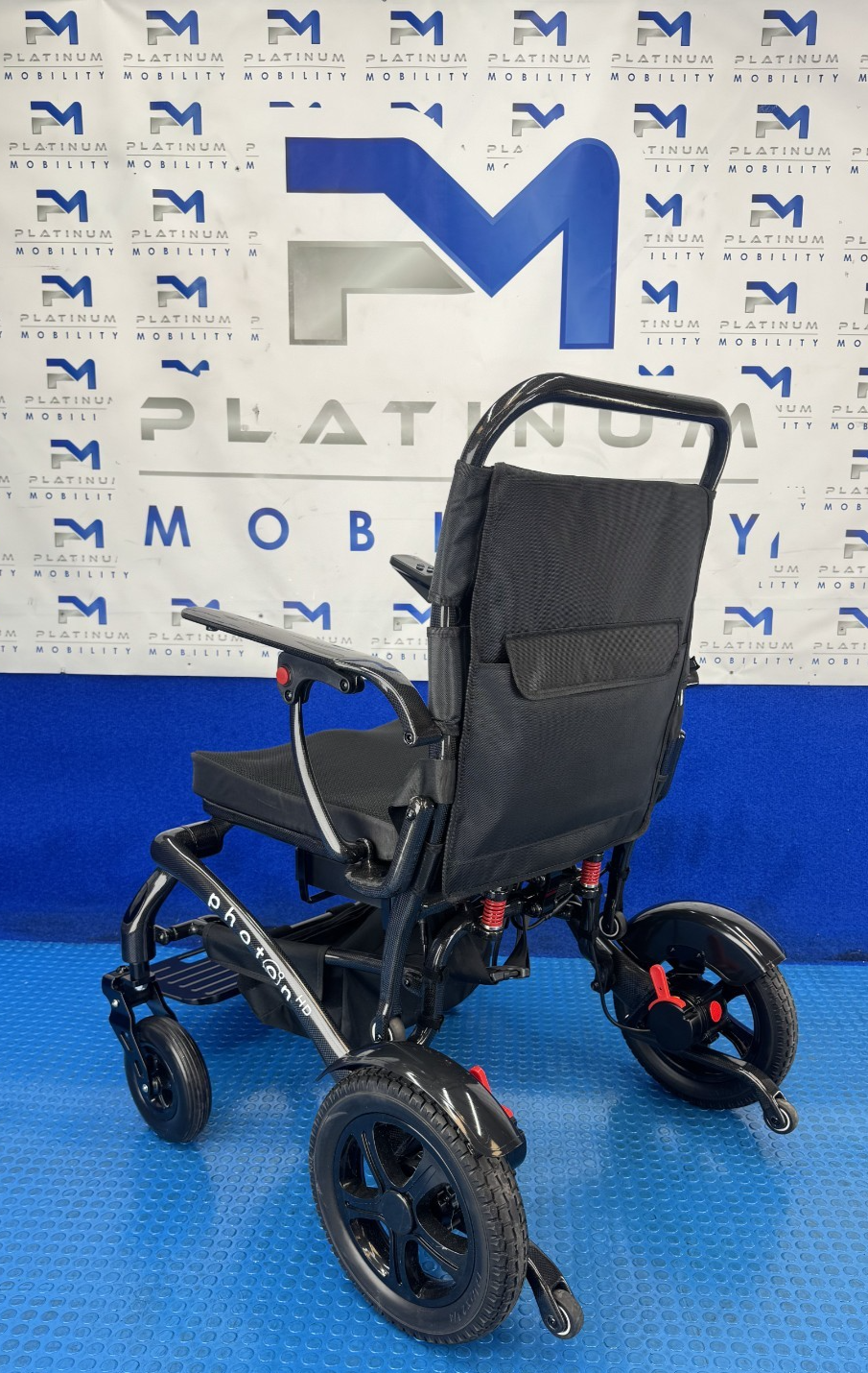 Motion Healthcare Photon HD Carbon Powerchair Lightweight Folding 4mph 2557