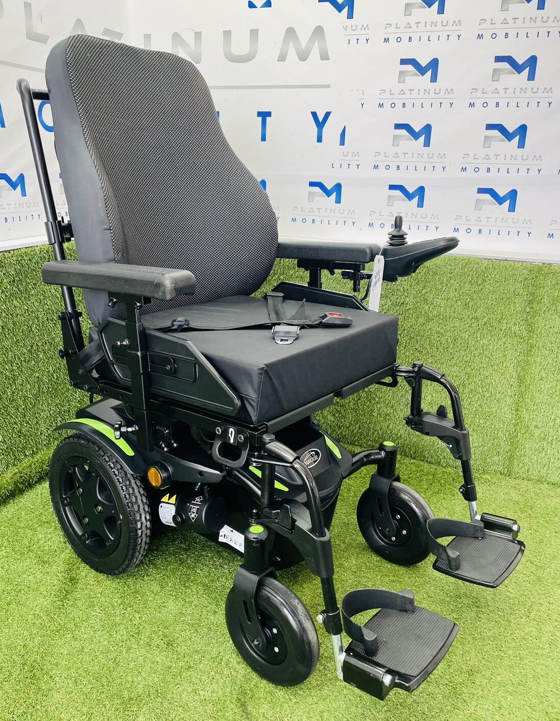 SUNRISE Quickie Q100R 4 MPH Compact Mobility Electric Wheelchair Powerchair