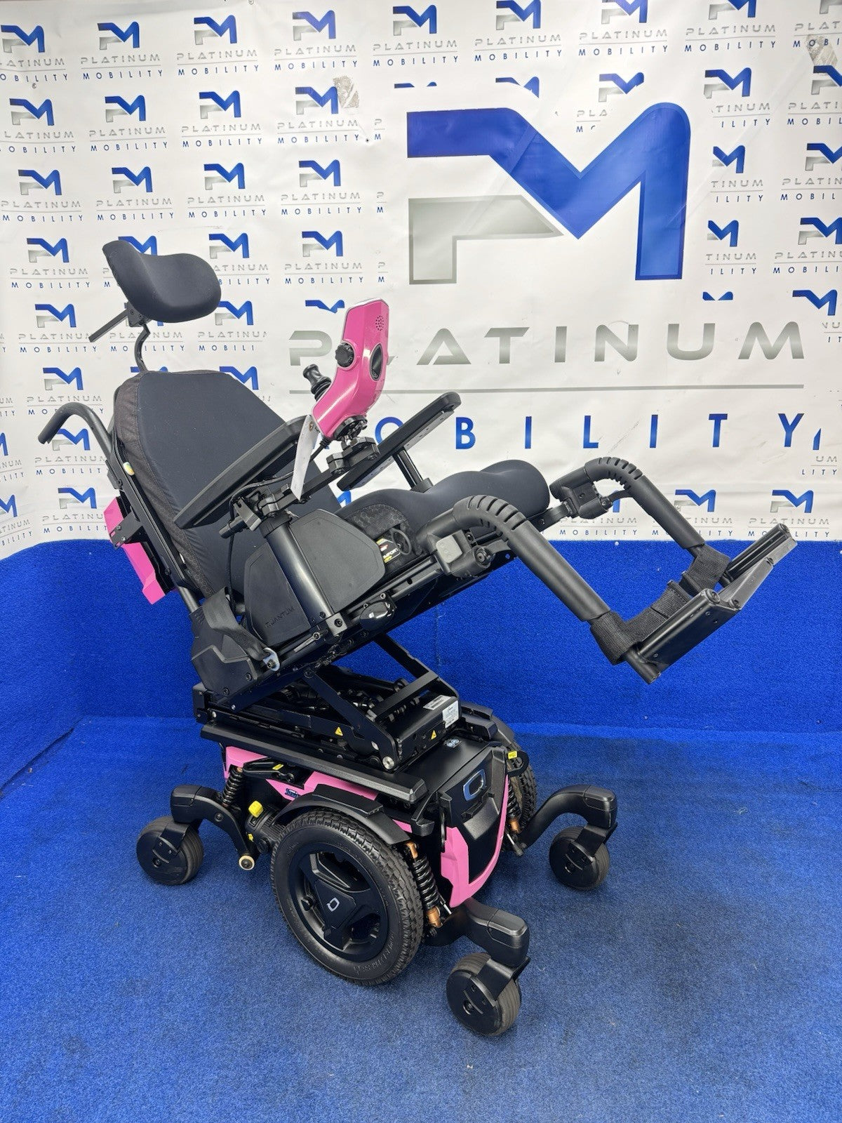 Quantum Edge 3 Stretto Powerchair – 6mph Narrow Electric Wheelchair (1614)