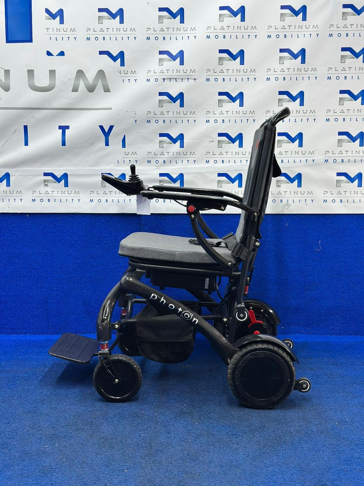 Carbon Fibre Ultra Lightweight Powerchair 15.8kg. Motion Photon Powerchair 1547