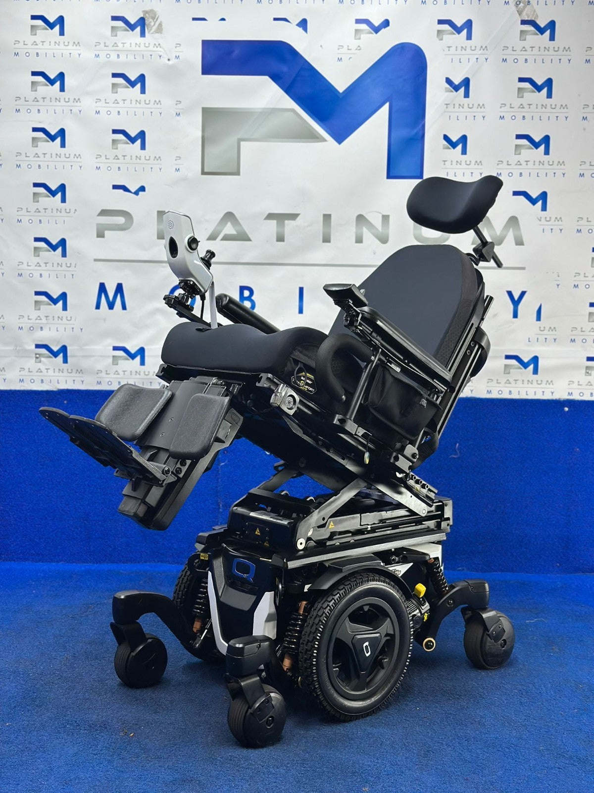 Quantum Edge 3 Stretto Powerchair – 6mph Narrow Electric Wheelchair (1622)