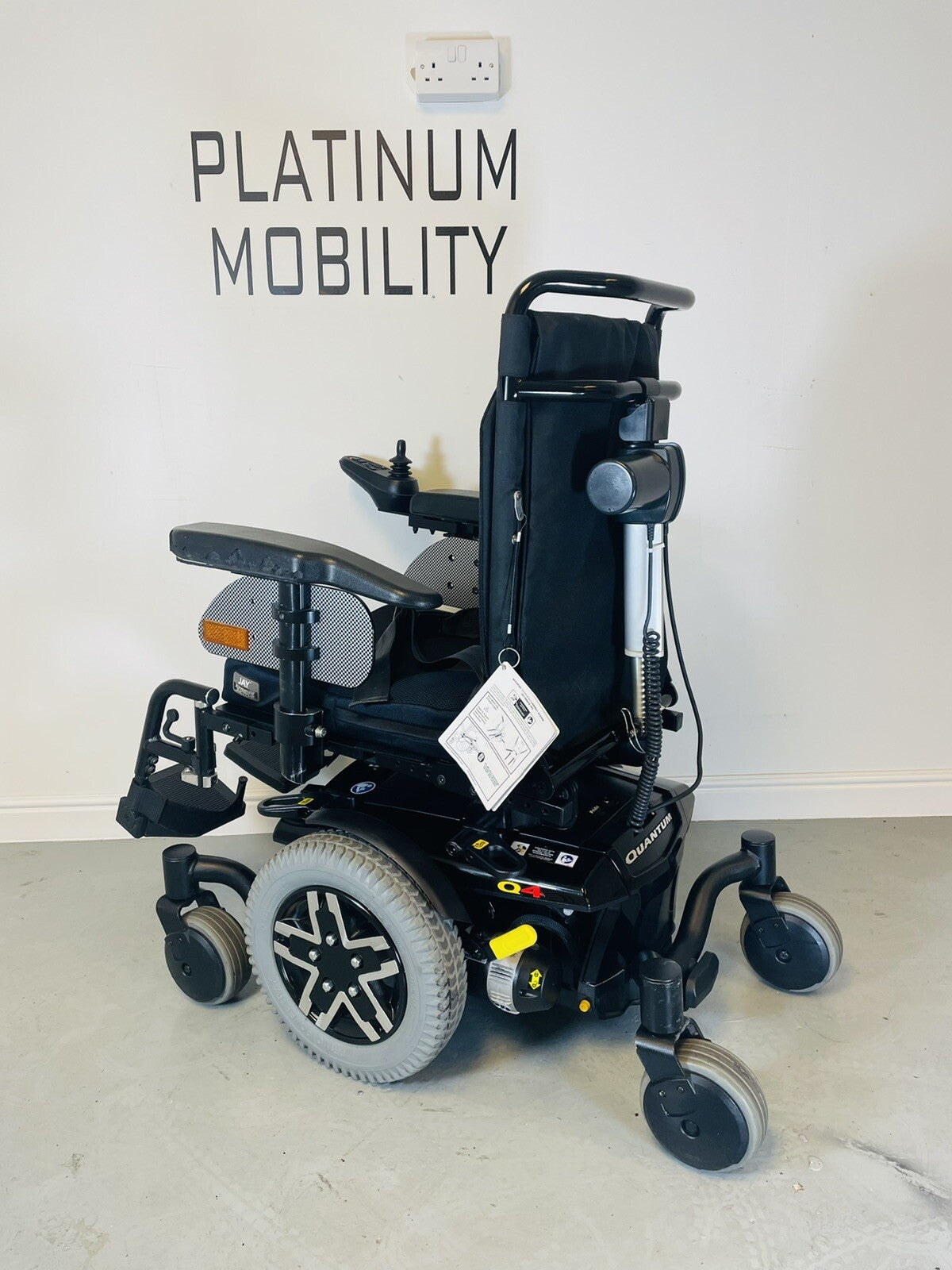PRIDE QUANTUM Q4 MWD 4MPH ELECTRIC SEAT TILT MOBILITY POWERCHAIR WHEELCHAIR