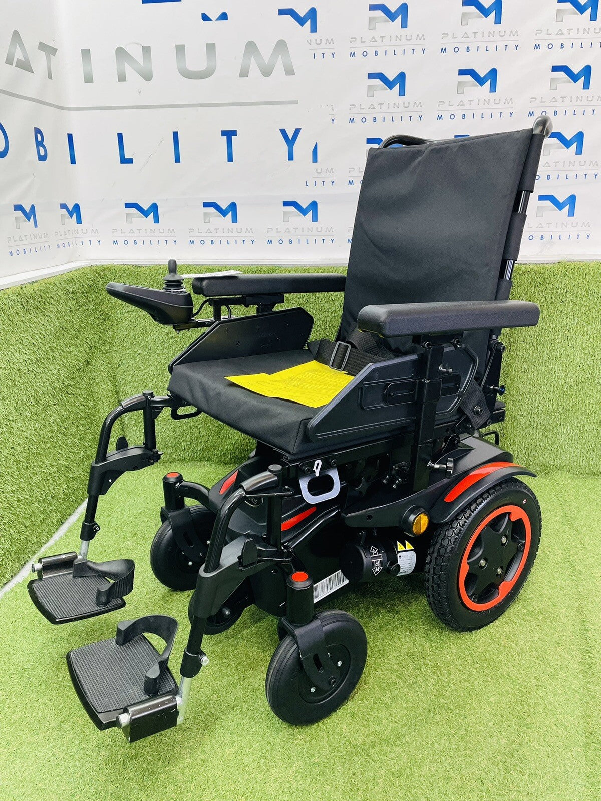2021 Quickie Q100 R with Standard Seating Powerchair Electric Wheelchair