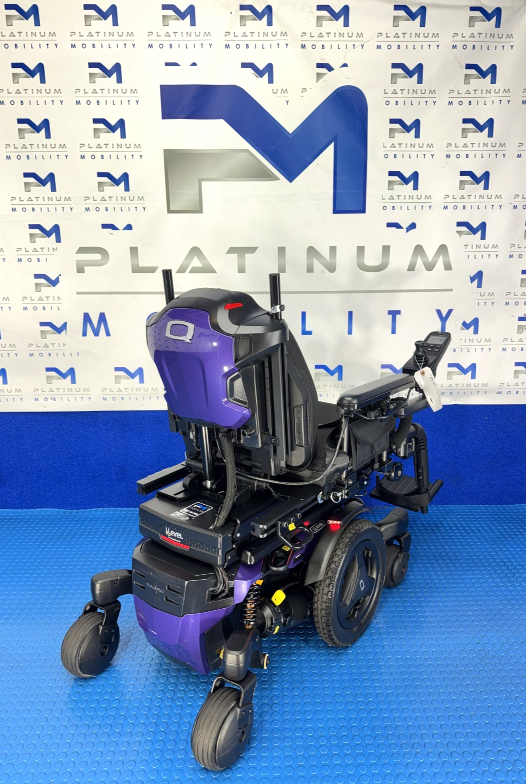 PRIDE QUANTUM EDGE 3 STRETTO 6 MPH ELECTRIC  POWERCHAIR Narrow 4047