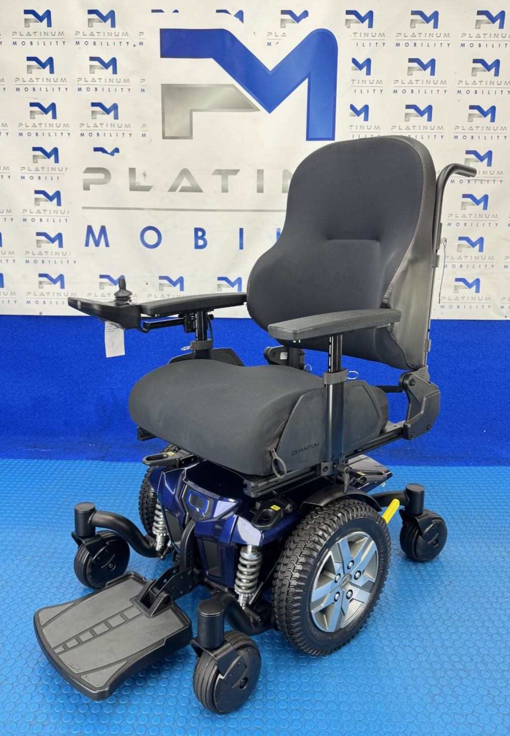 PRIDE QUANTUM Q4 MWD 5MPH ELECTRIC SEAT MOBILITY POWERCHAIR WHEELCHAIR 1367