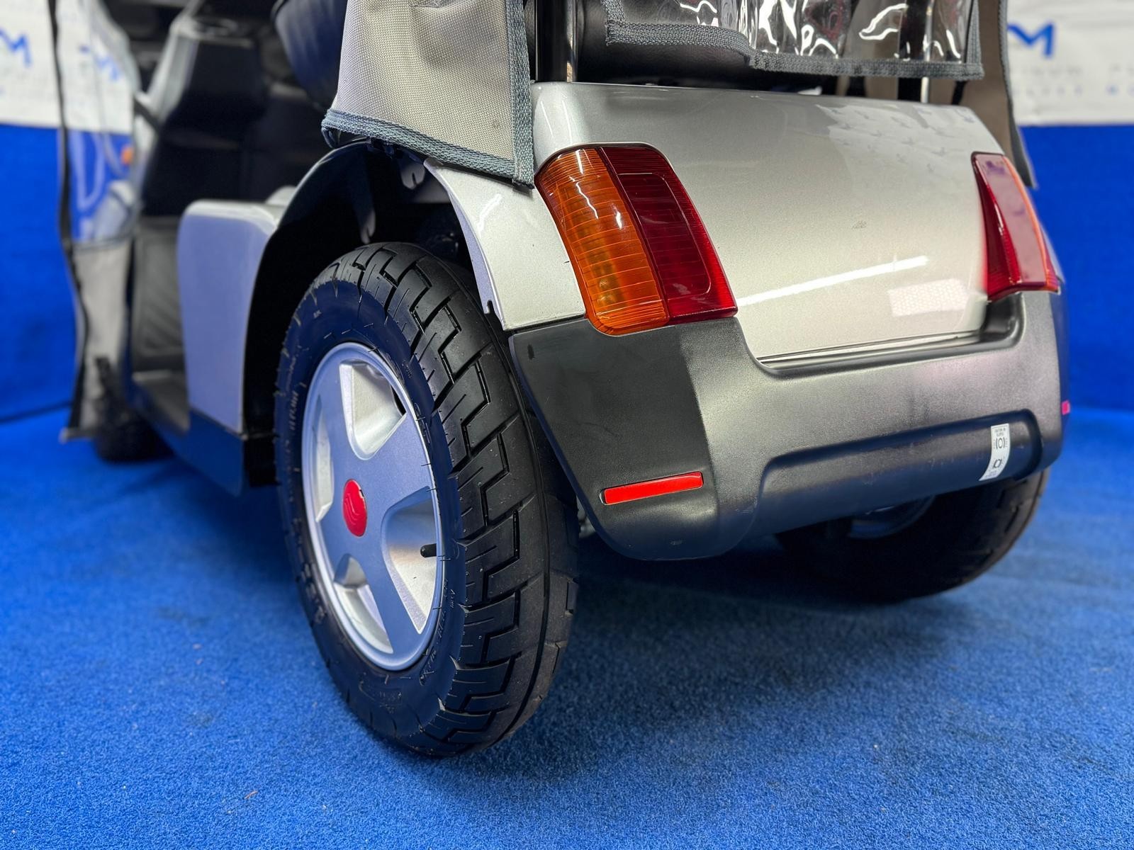 TGA Breeze S4 Canopy 8mph Road LARGE All Terrain Mobility Scooter Buggy 1785