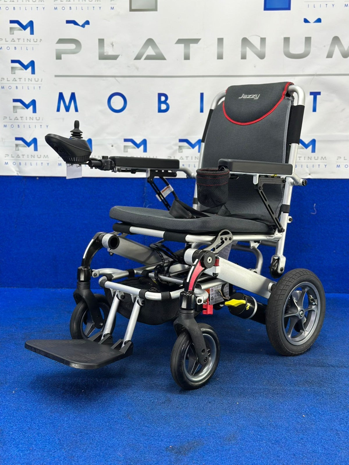 Pride iGo Plus Folding Powerchair 4Mph – Lightweight Electric Wheelchair (1737)