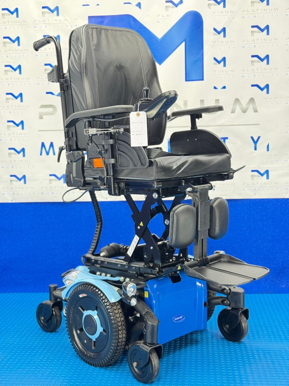 2025 INVACARE TDX SP2 7MPH MWD RISER ELECTRIC WHEELCHAIR POWERCHAIR 1907