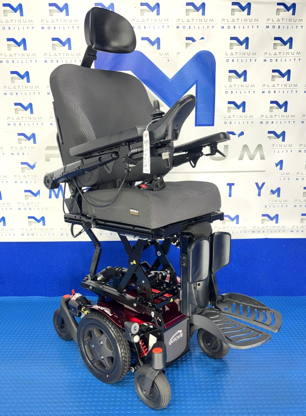 2025 SUNRISE QUICKIE Q300M 6MPH MANUAL RECLINE RISER TILT LEGS POWERCHAIR 4021