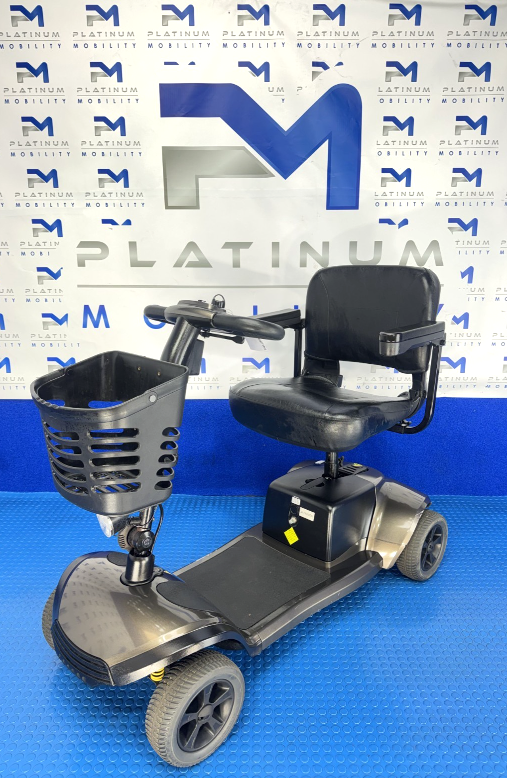 One Rehab Vantage Lightweight Mobility Scooter 4MPH Portable 4162