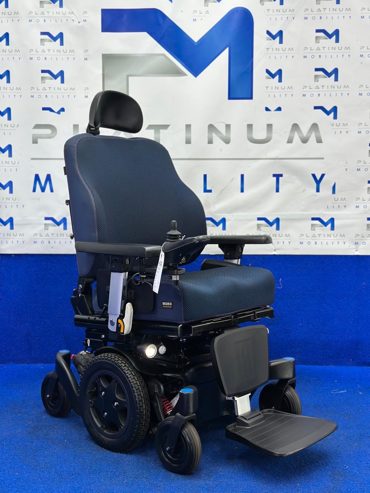 Quickie Q500 M Powerchair – 6mph Riser Electric Wheelchair by Sunrise 1436