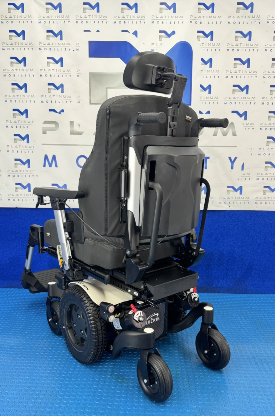2025 Sunrise Quickie Q300M Powerchair 6 mph Riser, Tilt Electric Wheelchair 2789