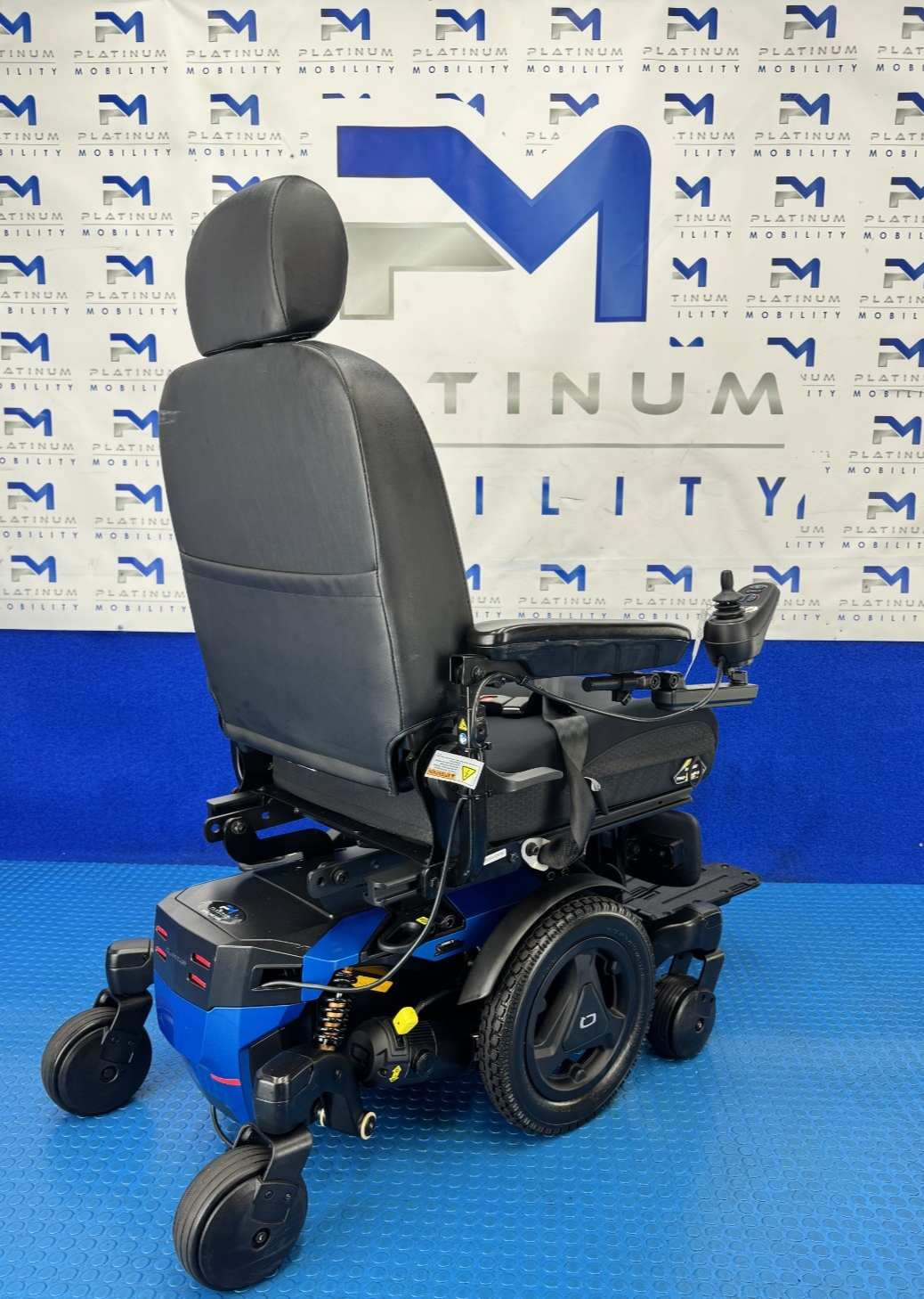 Quantum Edge 3 Stretto Powerchair – 6mph Electric Wheelchair Narrow 1248