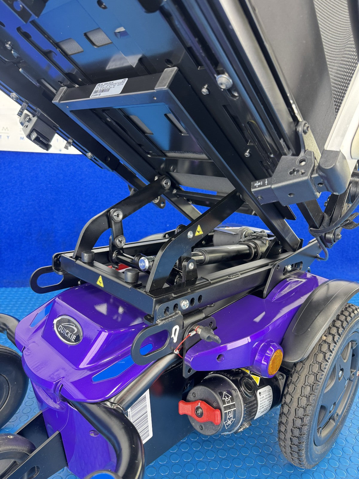 Sunrise Medical Q300 R Powerchair Tilt 4MPH Electric Wheelchair 1613