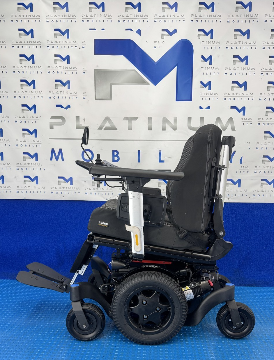 SUNRISE QUICKIE Q500M 6 MPH ELECTRIC MOBILITY POWERCHAIR WHEELCHAIR CHAIR 2887