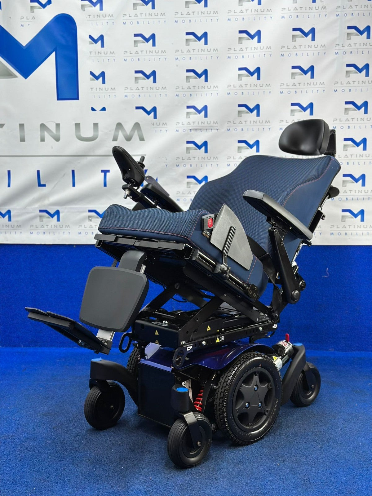 2025 Quickie Q300M Mini Powerchair 4mph Electric Wheelchair by Sunrise (1596)
