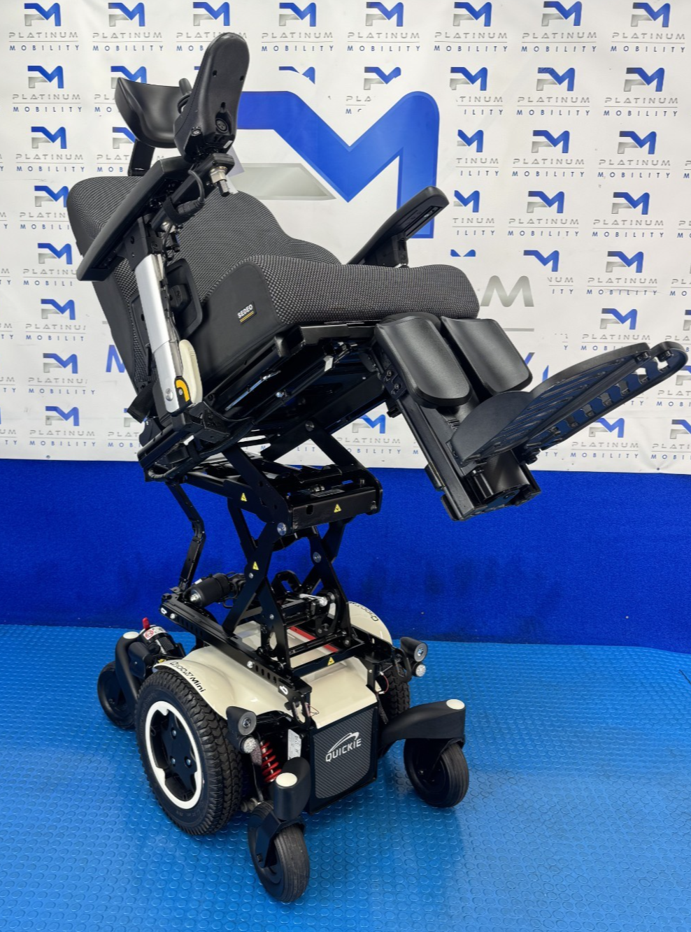 2025 Sunrise Quickie Q300 M Powerchair 6 mph Electric Wheelchair 2357