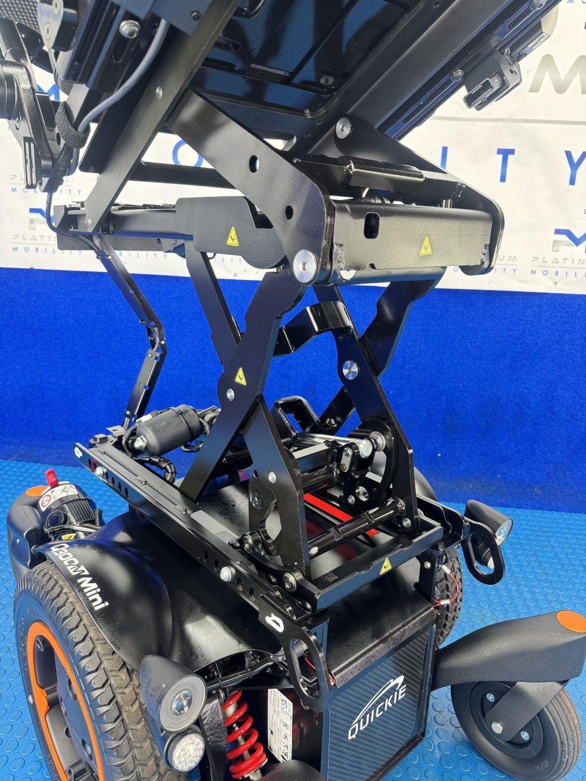 Sunrise Quickie Q300M Powerchair 6 mph Riser, Tilt Electric Wheelchair 2370