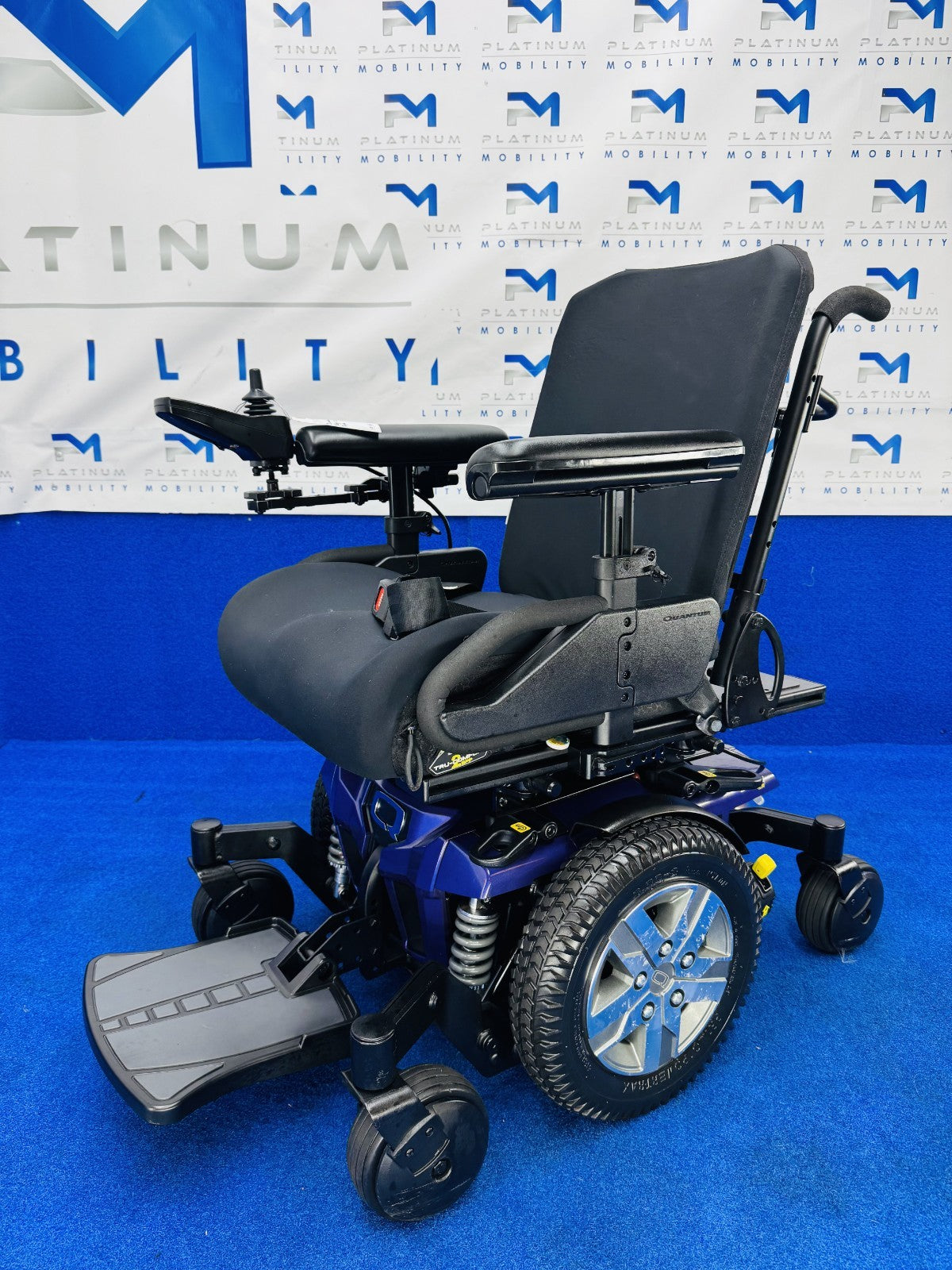 Quantum Q6 Edge 2 Powerchair – 4mph Electric Wheelchair by Pride (1113)