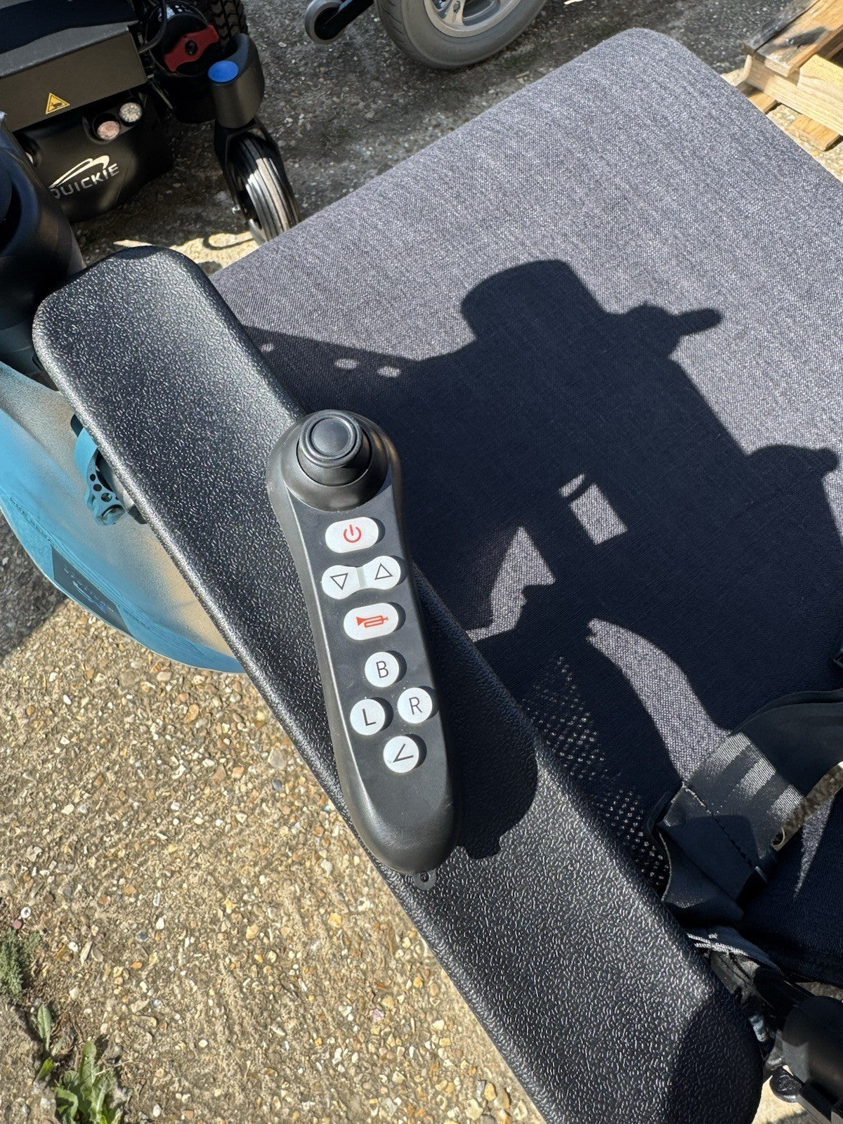 Monach Ezi-FOLD PRO 4 MPH FOLDING ELECTRIC WHEELCHAIR POWERCHAIR REMOTE CONTROL