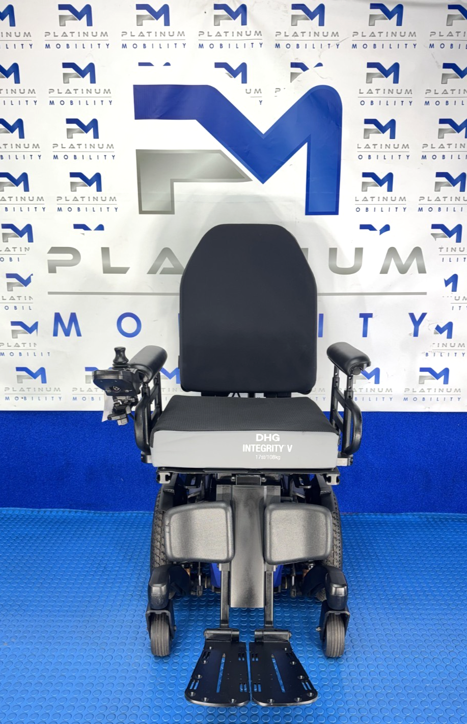 Quantum Edge 3 Stretto Powerchair – 6mph Electric Wheelchair No VAT 695