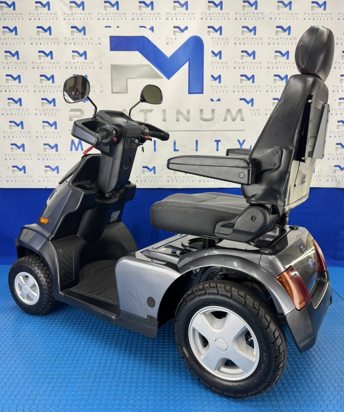 TGA Breeze S4 8MPH All Terrain Mobility Scooter Road Stunning Condition 2111