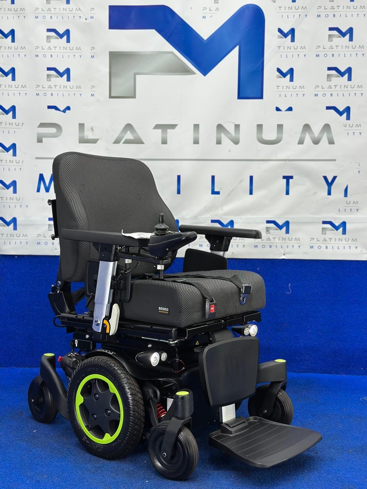 Quickie Q500 M Powerchair – 6mph Riser Electric Wheelchair by Sunrise 1470