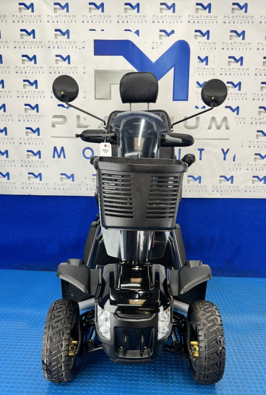 Pride Colt Executive Mobility Scooter New Batteries Pneumatic Tyres 8 Mph 2526