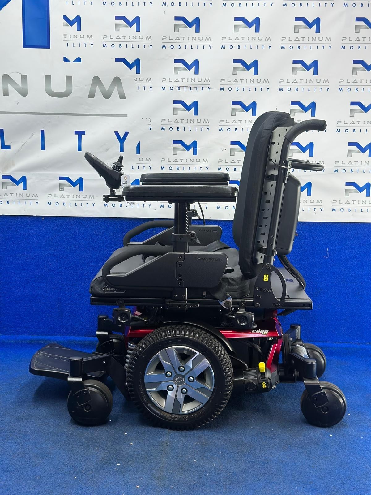 Pride Quantum Q6 Edge 2 – 4 mph Electric Power Wheelchair (1220)