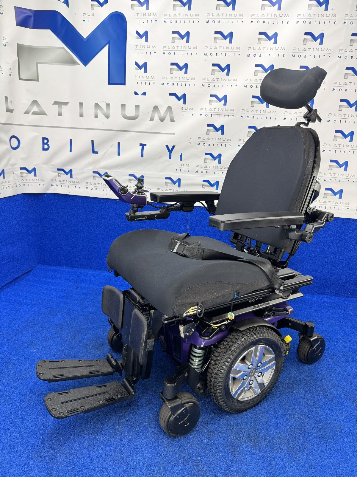 PRIDE QUANTUM Q6 EDGE 2.0 i-LEVEL 6 MPH ELECTRIC MOBILITY POWERCHAIR 1395