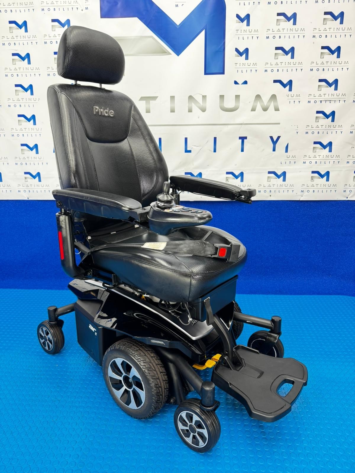 Pride Jazzy Air 2.0 Power Chair Electric Wheelchair with Electric Seat Lift 1839