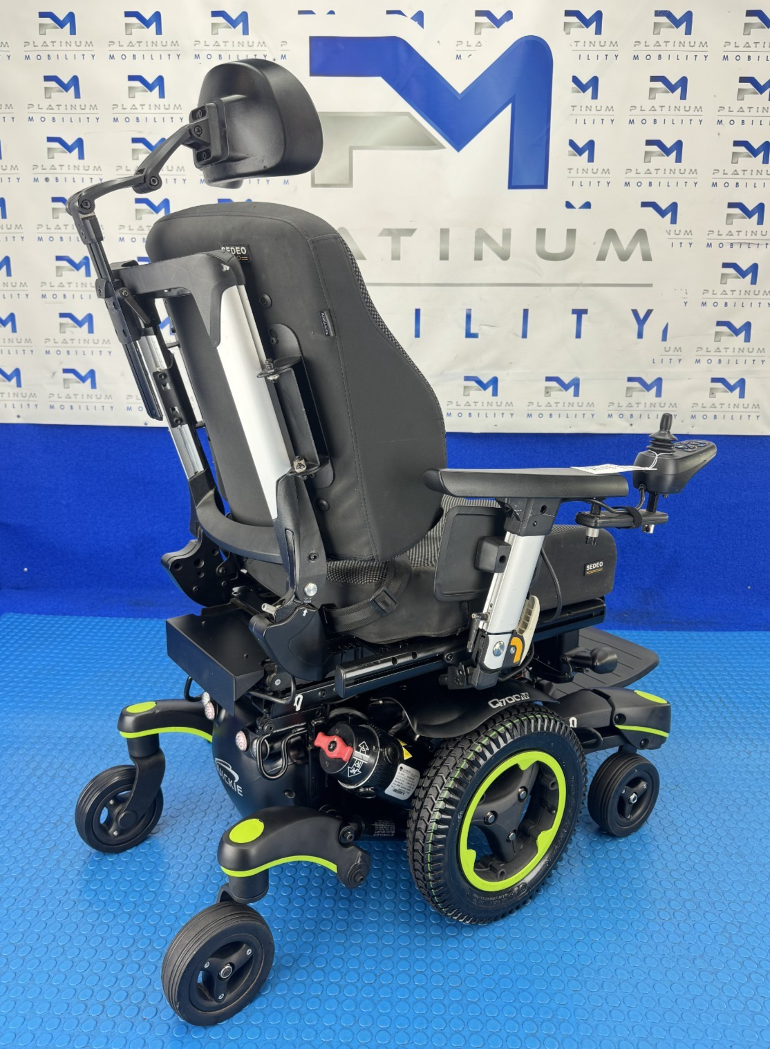 Sunrise Quickie Q700 M Powerchair – 6mph Riser Tilt Electric Wheelchair 2273